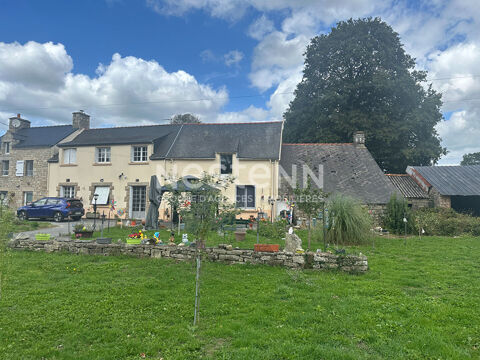   Morbihan, Bretagne sud,  maison 135 m�  avec potentiel, 1200 m� de terrain, d�pendances. Maison - 6 pi�ce(s) - 138 m�