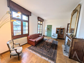  Maison � vendre 9 pi�ces 220 m�