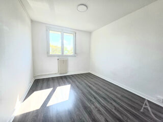  Appartement  vendre 4 pices 72 m