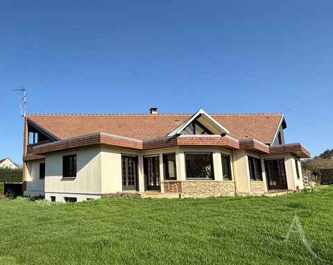   MAISON 7 PIECES MAY SUR ORNE Maison - 6 pi�ce(s) - 218 m�