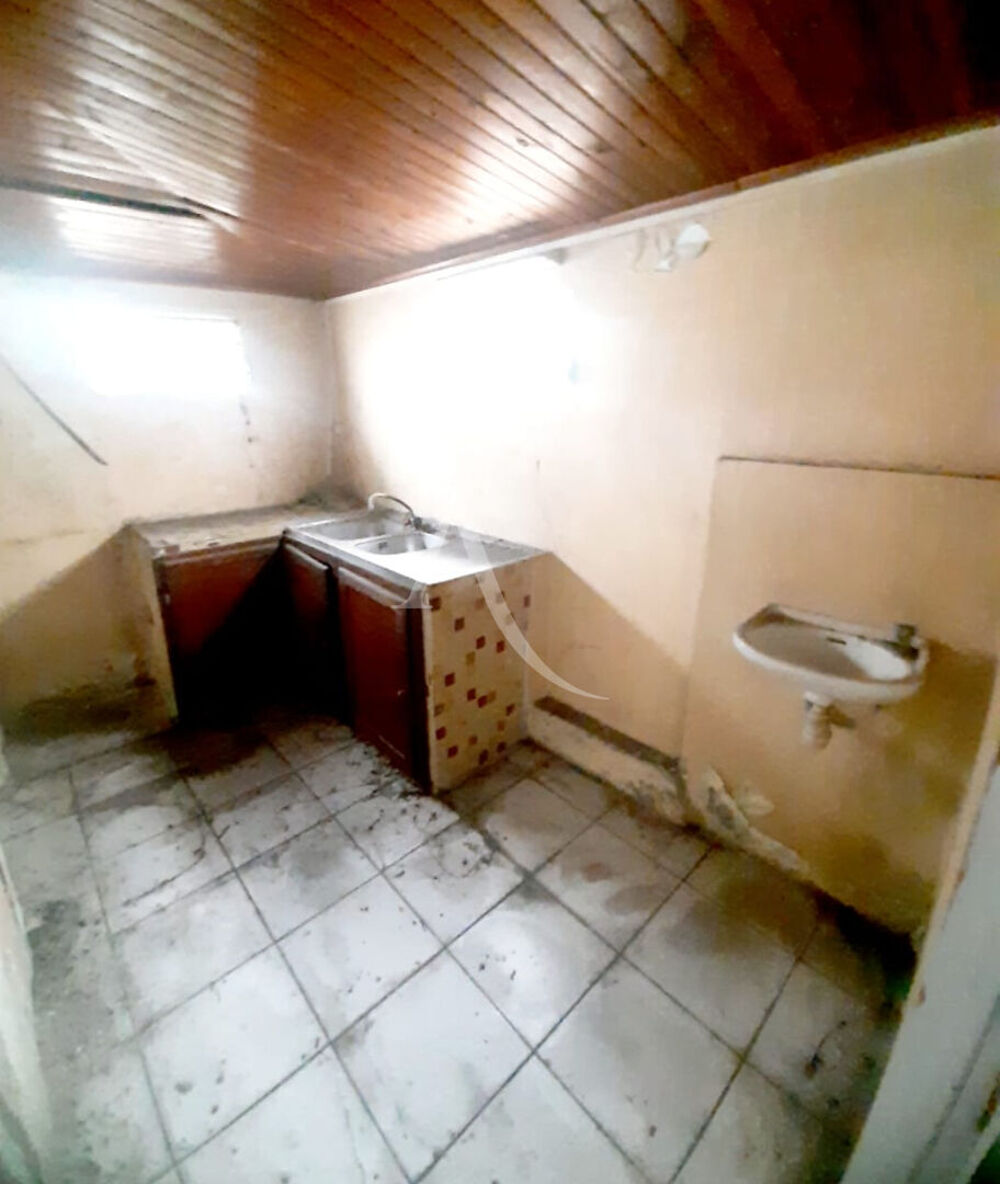Maison individuelle Fort De France 3 pièce(s) 62 m2 à rénover avec fort potentiel !!! A SAISIR !!!