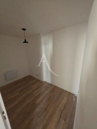  Appartement à louer 2 pièces 41 m²