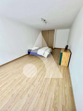  Maison � vendre 5 pi�ces 205 m�