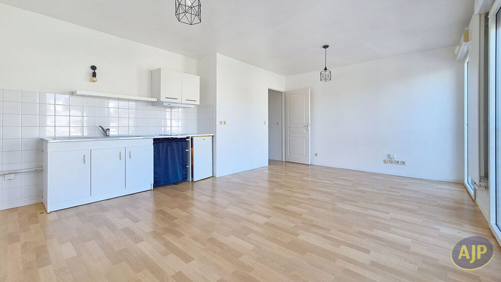 Location Appartement Studio La Roche Sur Yon La roche sur yon