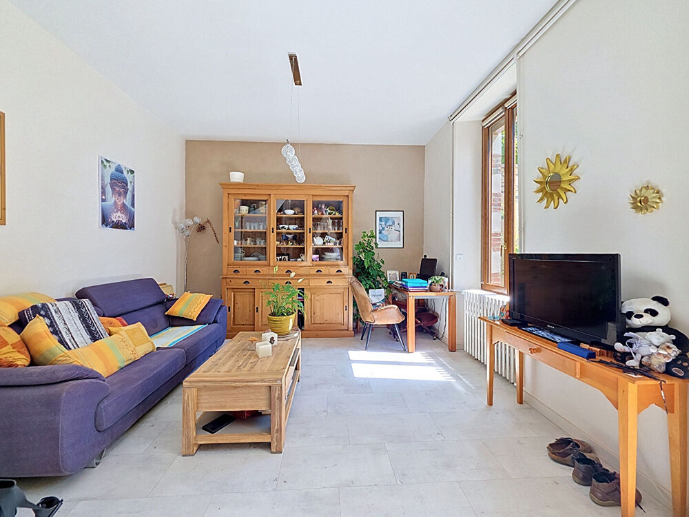 SECTEUR EXEPTIONNEL Maison de Charme 124m² Front de Maine