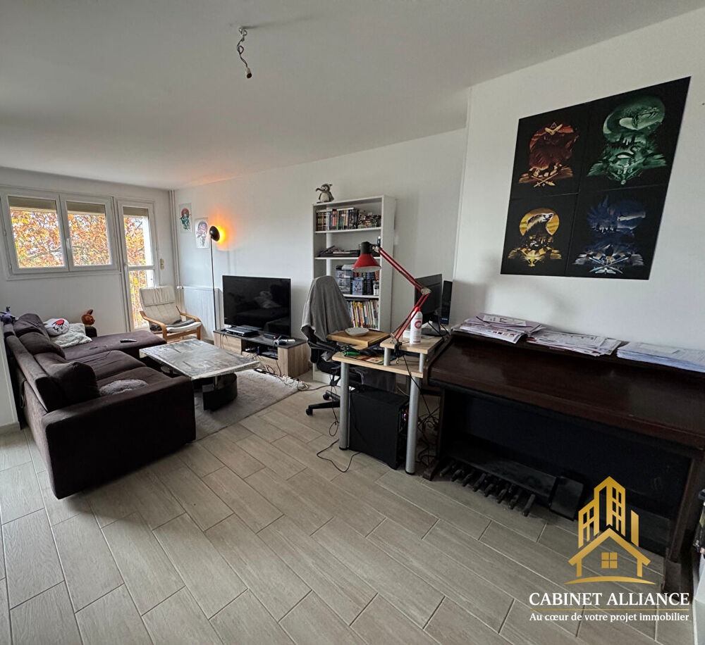 Vente Appartement À vendre : Appartement 3 pièces à MELUN Melun