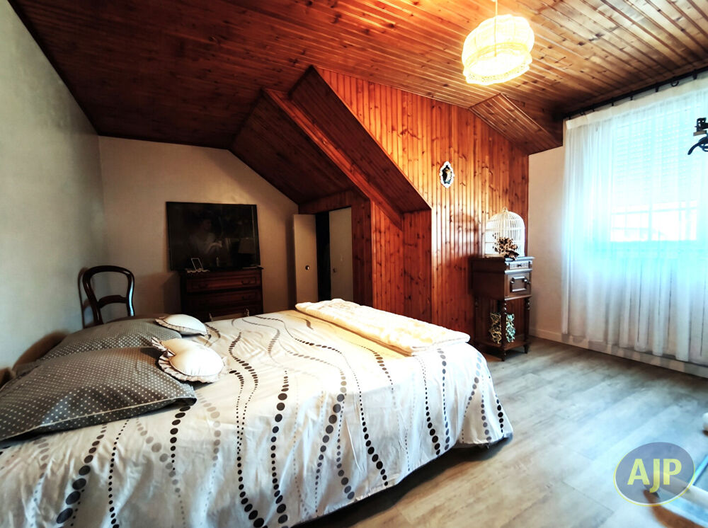 Vente Maison 4 ch. + bureau - Parcelle arborée 9000 m² Blain