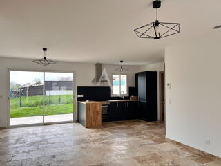  Maison à louer 4 pièces 85 m²