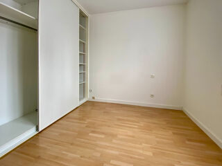  Appartement à louer 2 pièces 46 m²