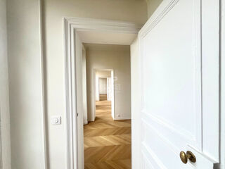  Appartement � louer 6 pi�ces 128 m�