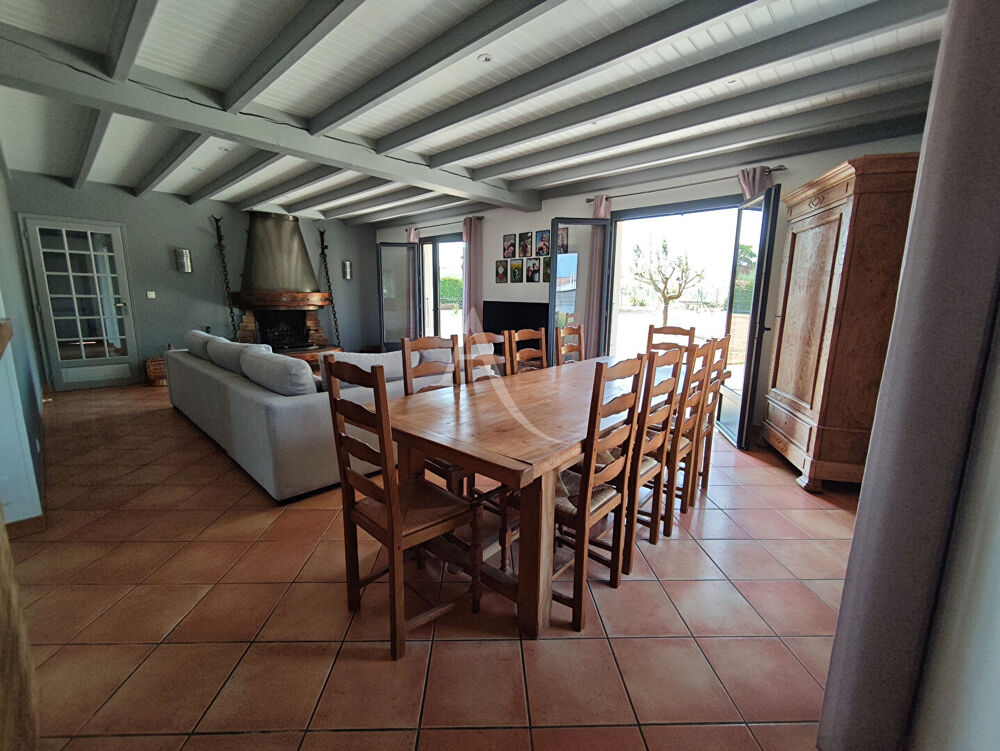 Maison de plain pied - Semussac 4 pièce(s) 120 m2