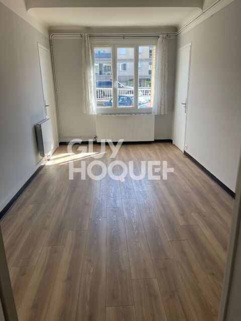 LOCAUX PROFESSIONNELS RDC 70 m 790 13150 Tarascon