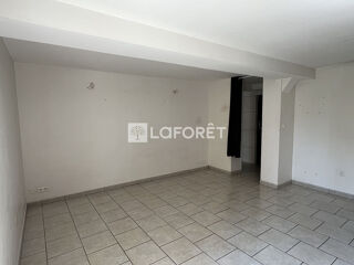  Appartement à louer 3 pièces 60 m²