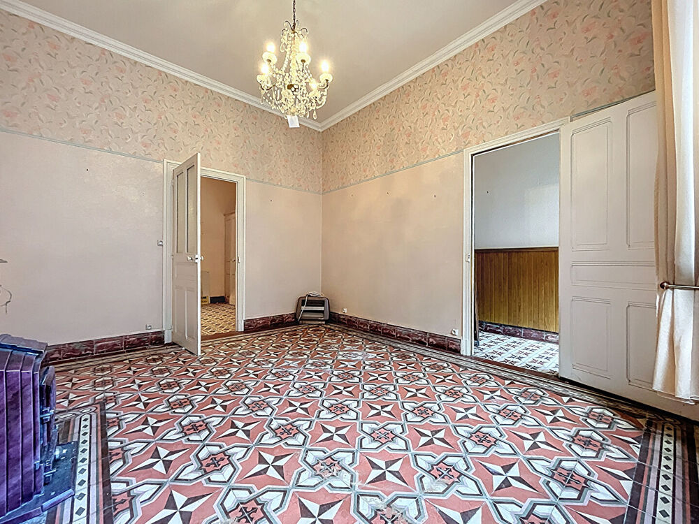 Vente Maison Maison de ville de 178m², cour intérieur, garage a moto/vélo, cuisine d'été Loriol sur drome