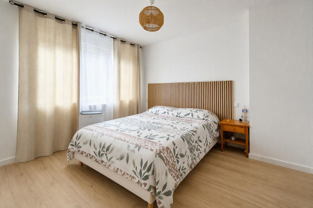 Vente Maison Maison de 103 m² entièrement rénovée, avec jardin et garage. Lys lez lannoy