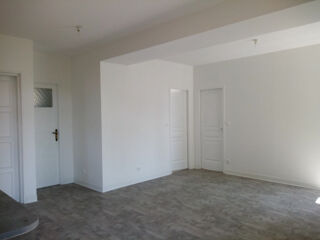  Appartement à louer 3 pièces 64 m²