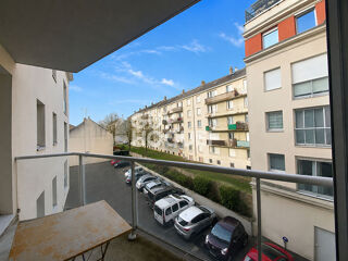  Appartement à louer 1 pièce 28 m²