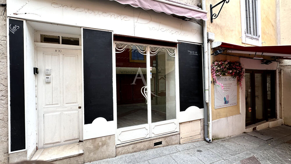   LOCAL COMMERCIAL RENOVE RUE GRANDE GREOUX LES BAINS PARKING PROCHE 