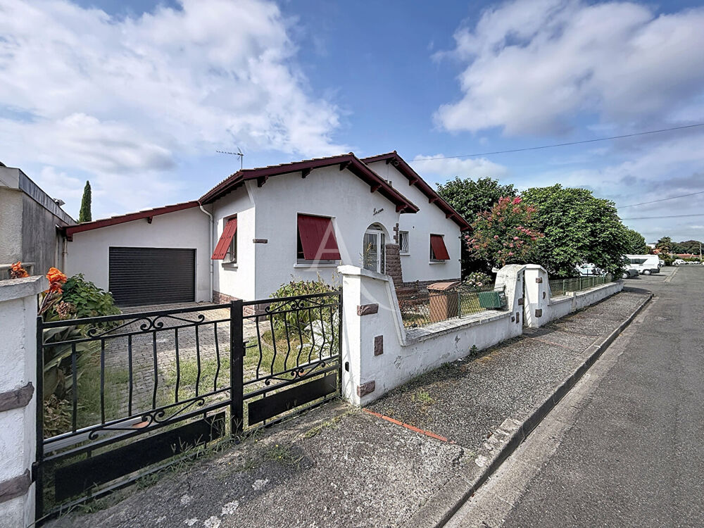 Vente Maison PAU Maison 3 chambres rénovée avec garage / Secteur Hippodrome Pau