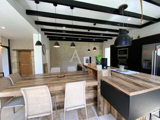 Maison � vendre 8 pi�ces 255 m�