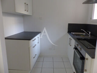  Appartement à louer 3 pièces 48 m²