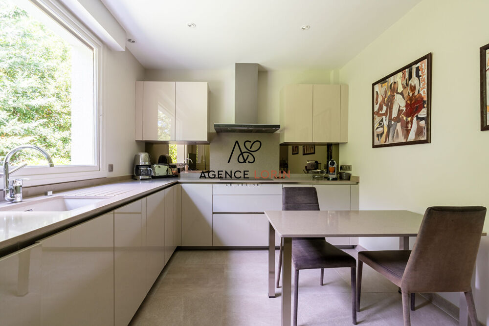 Vente Maison Maison Le Vésinet  8  pièces  207 m² Le vesinet