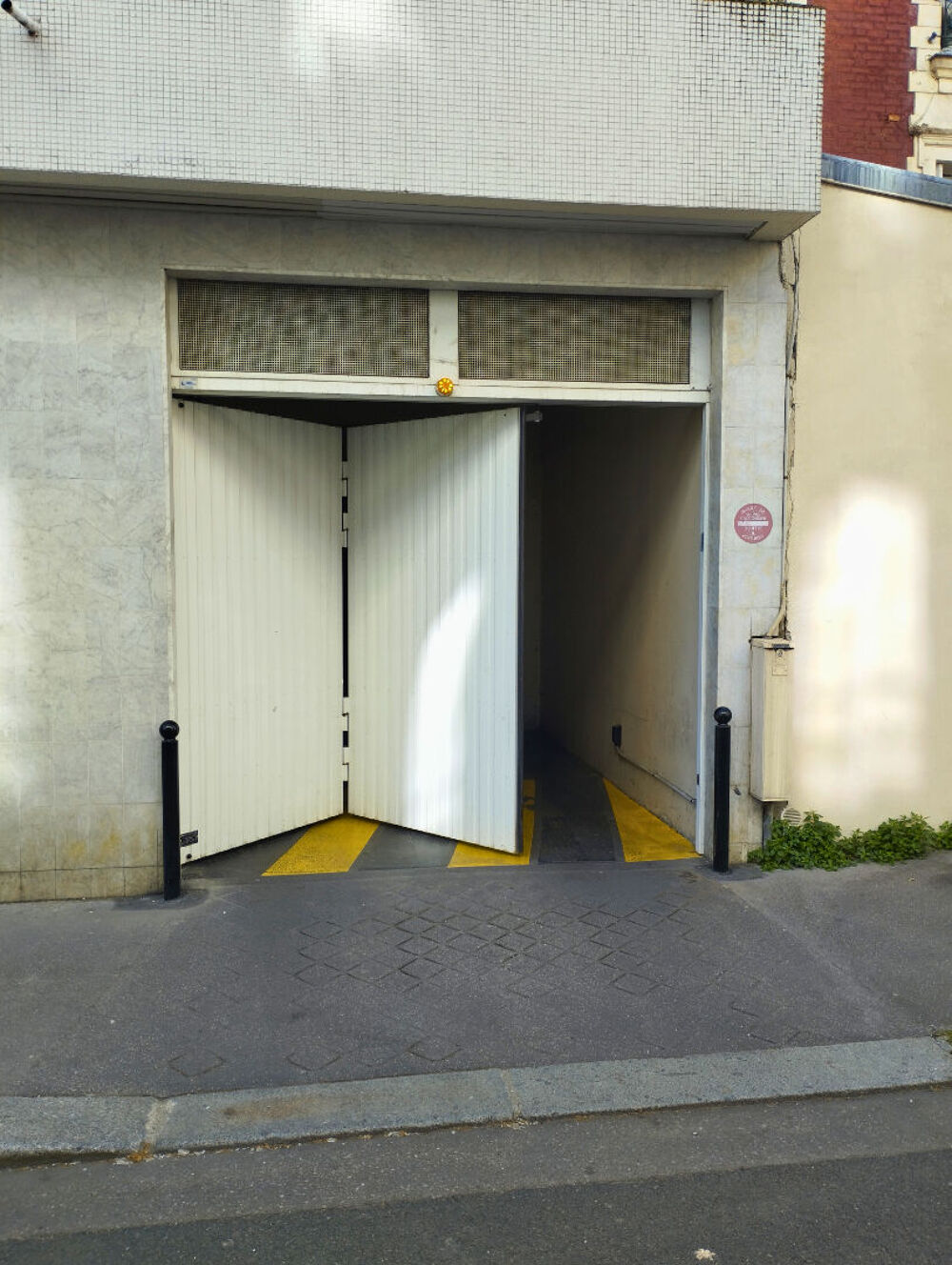 Location Parking/Garage Parking / box Paris Paris 15