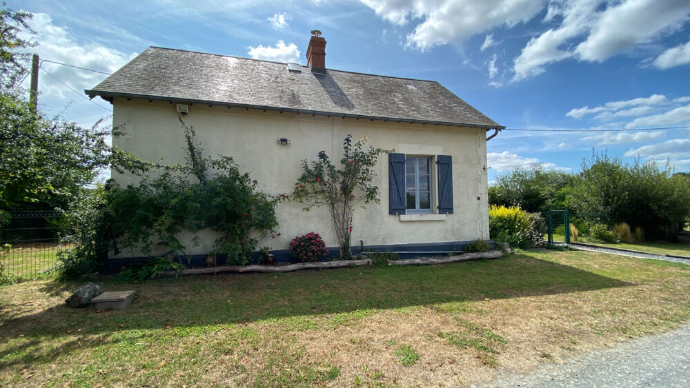 Maison en pierre Saint Jean De Daye 15 pièce(s) ecurie 3.35 hectares