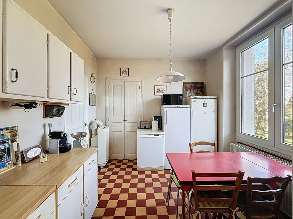 Maison Malain 5 pièce(s) 115 m2