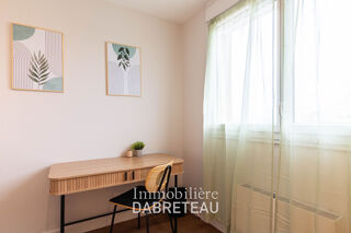  Appartement � louer 5 pi�ces 107 m�