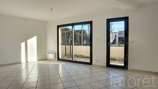 Appartement à louer 4 pièces 85 m²