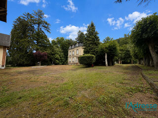  Villa à vendre 15 + pièces 1820 m²