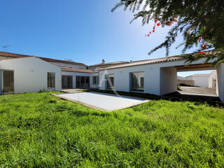  Maison  vendre 6 pices 161 m