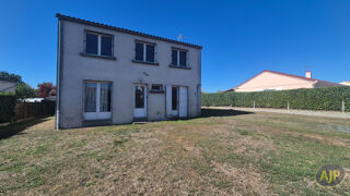 Vente Maison Maison Montaigu Vendee 5 pièce(s) 104 m2 Montaigu vendee