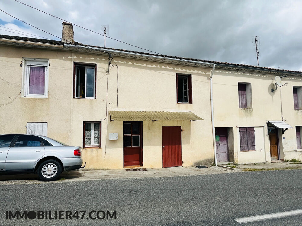 TOMBEBOEUF, MAISON DE VILLAGE