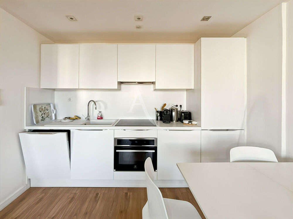 Location Appartement Appartement  3 pièces 41.32 m2 centre ville Banane Cannes
