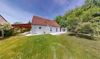 Maison 6 pièces 139 m² · à Saint-Lyé-la-Forêt · 139 m² · 285 000 €