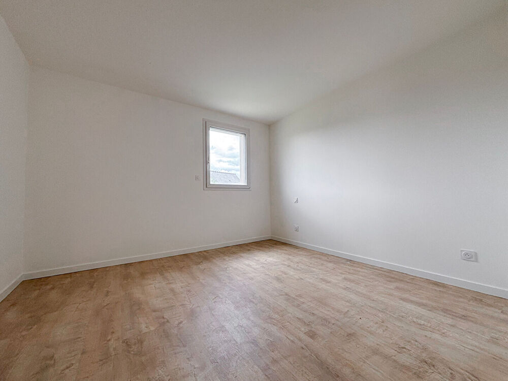 Vente Maison LES PONTS-DE-CÉ - Maison contemporaine neuve de 148 m² avec 5 chambres, jardin et parking ! Les ponts de ce