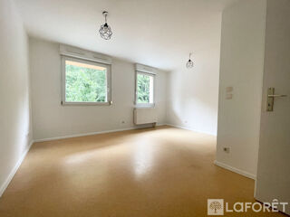  Appartement à louer 1 pièce 27 m²