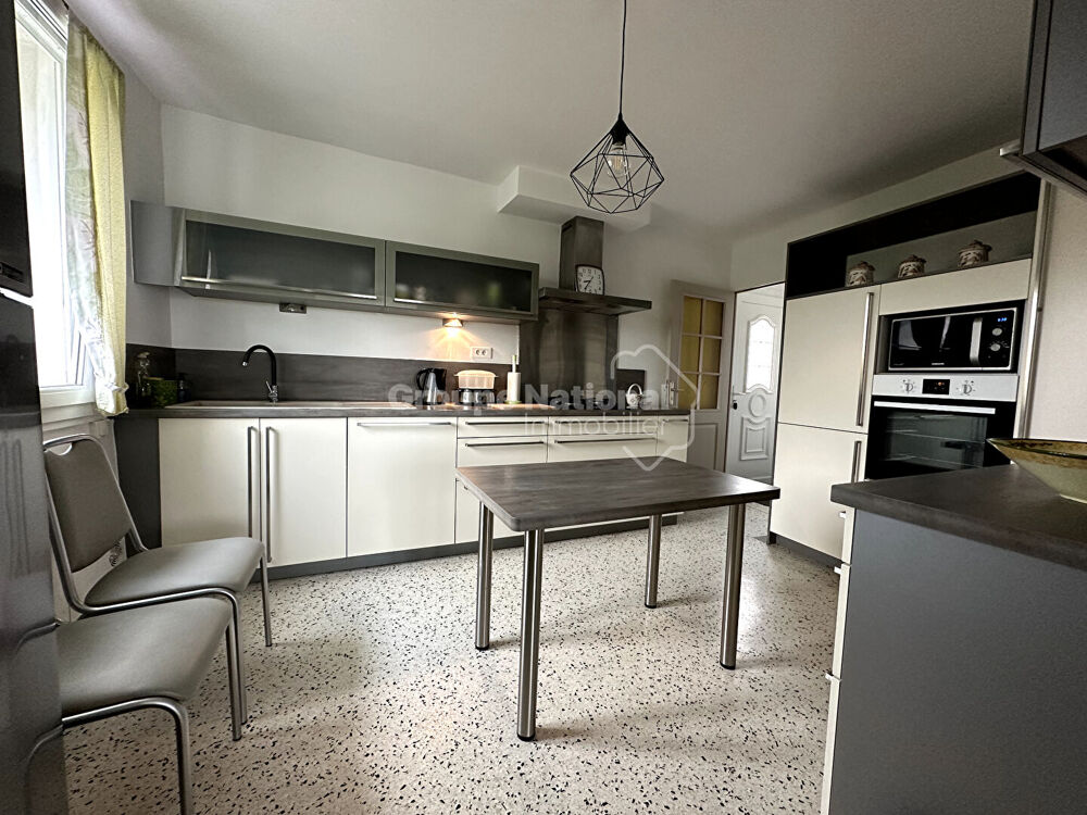 Appartement Nages Et Solorgues 4 pièce(s) 89.84 m2