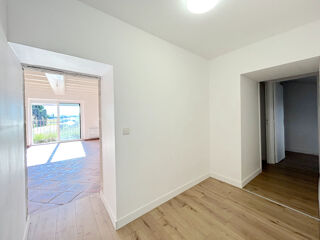  Maison à louer 5 pièces 129 m²