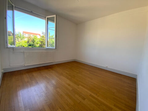  Appartement  louer 4 pices 94 m