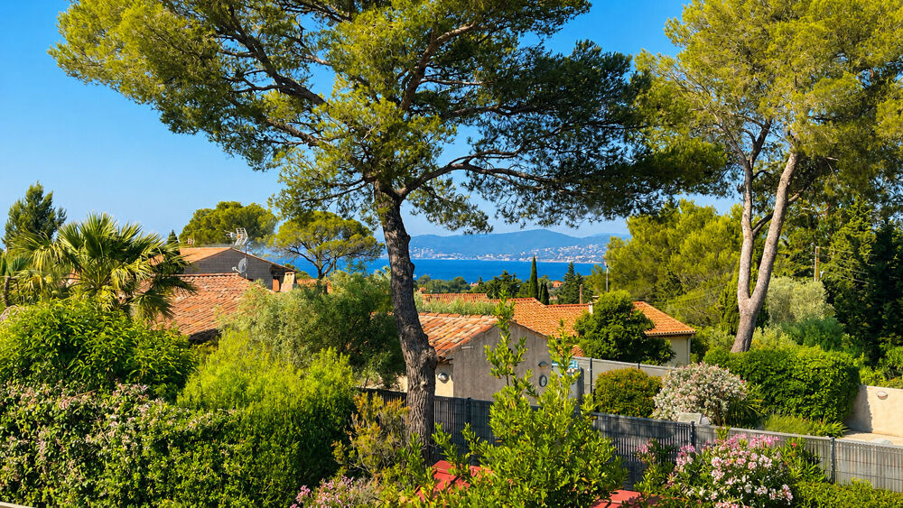 � vendre  Maison Saint-Rapha�l (83700)