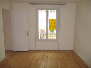  Appartement à louer 2 pièces 54 m²