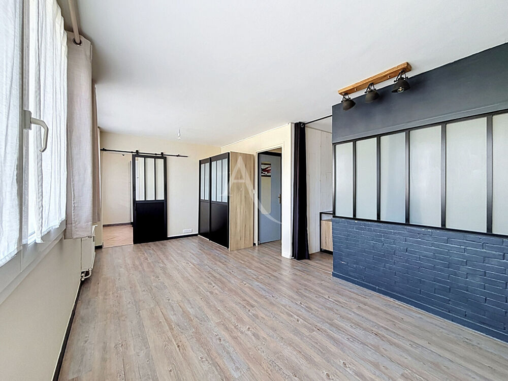 Appartement Laval 1 pièce(s) 35.52 m2