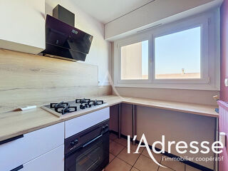  Appartement à louer 3 pièces 68 m²