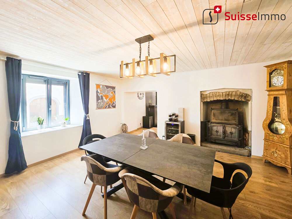 Vente Maison Maison  5 pièce(s) 166 m2 Dambelin