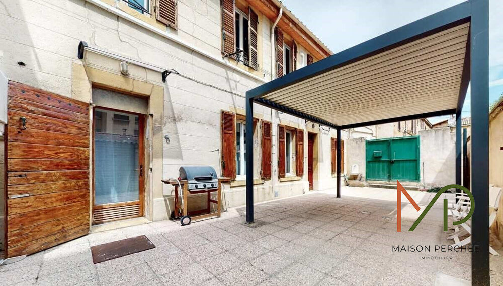 Vente Maison Maison fond de cour 102 m2 avec terrasse de 48 m² et parking privatif Marseille 3