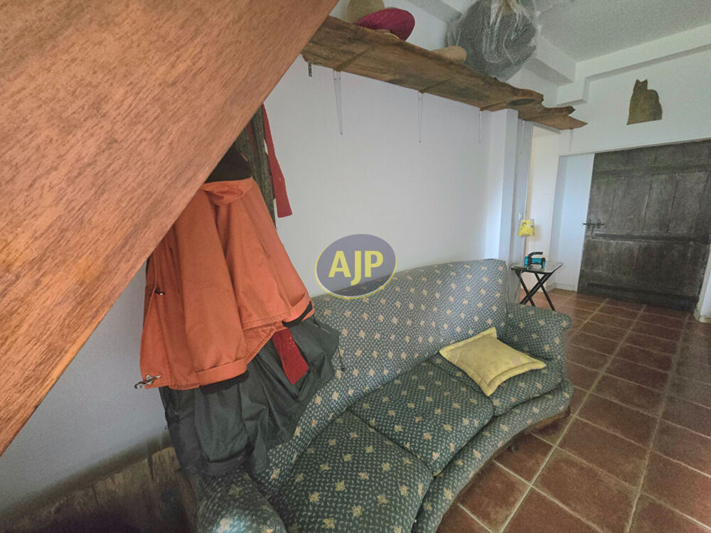 Maison Guémené-Penfao poss 2 habitations... + 1491 m² Terrain