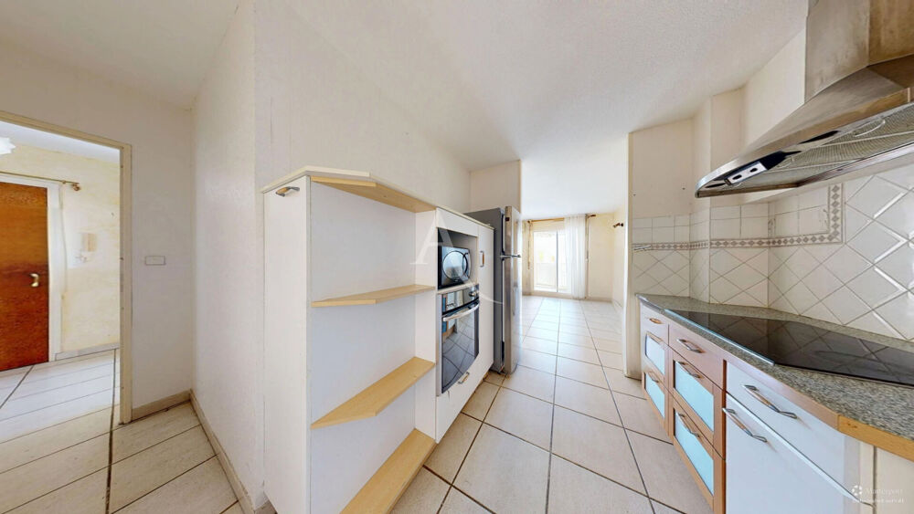 à vendre  Appartement Carqueiranne (83320)